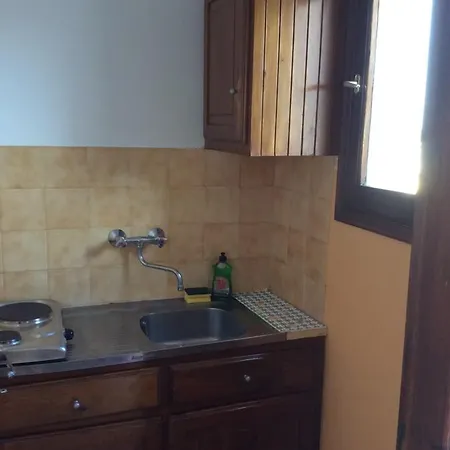Eriketi Studios Agia Marina  Room photo
